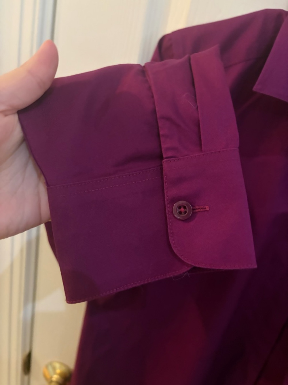 Chico’s No-Iron Button Down Shirt - Magenta Purple - Size 1 (M) 100% Cotton - Picture 2 of 7
